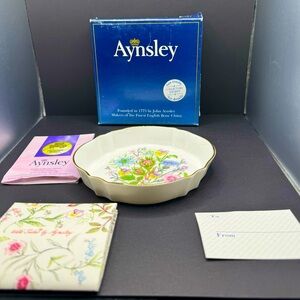 NIB Aynsley Wild Tudor Dish with gift wrap paper, gift tag